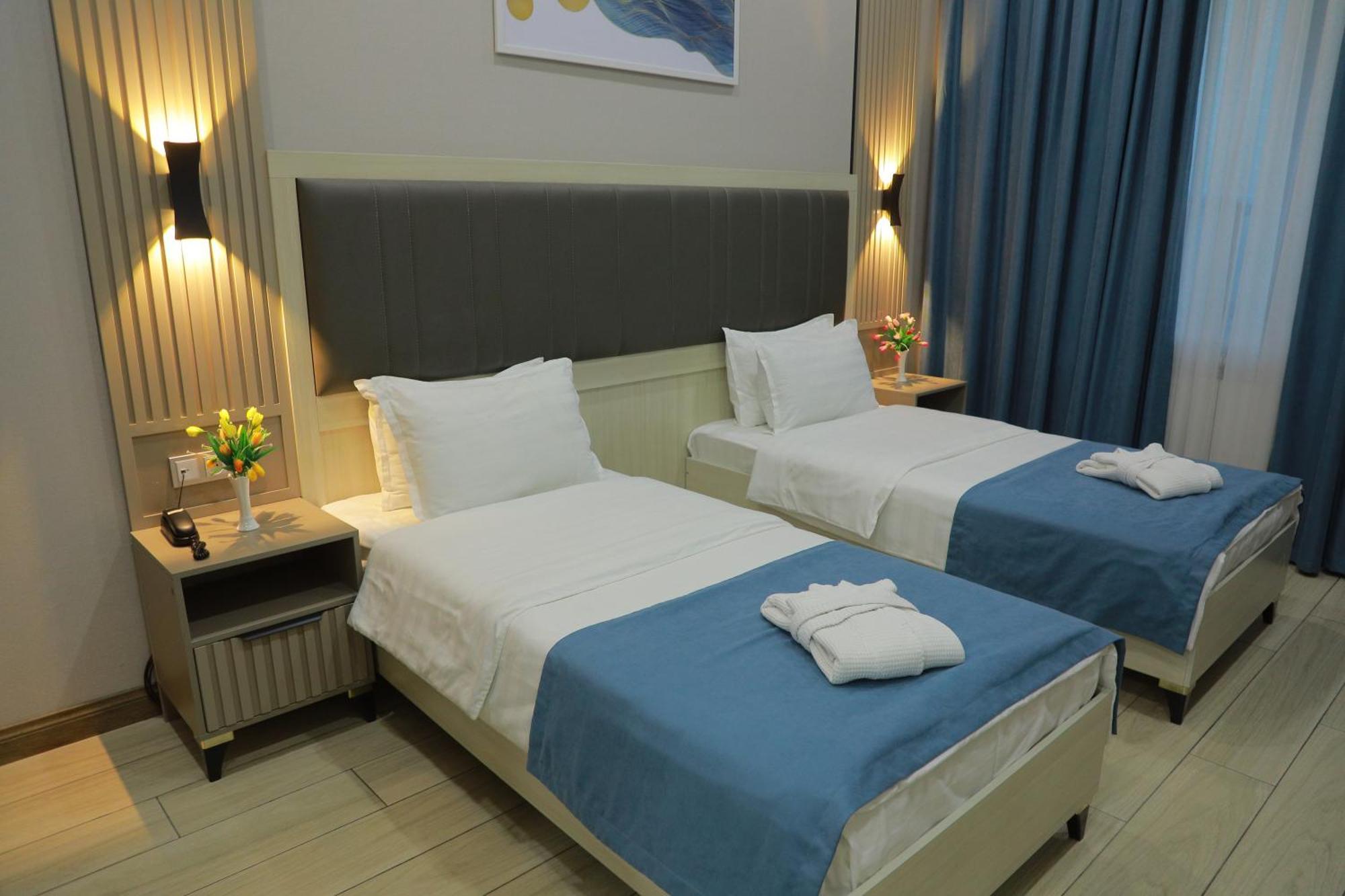 Human Hotel Tashkent Exterior photo