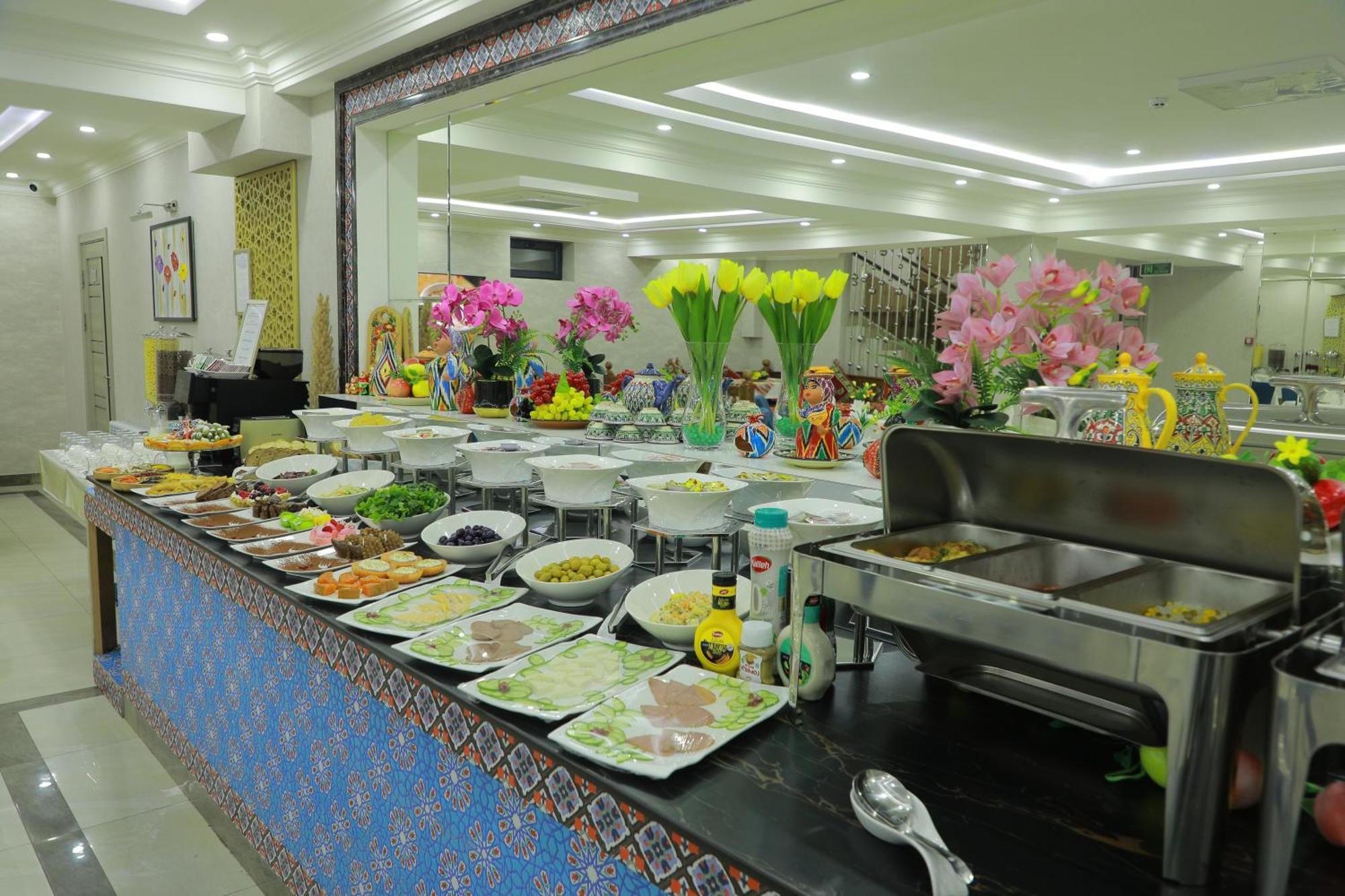 Human Hotel Tashkent Exterior photo